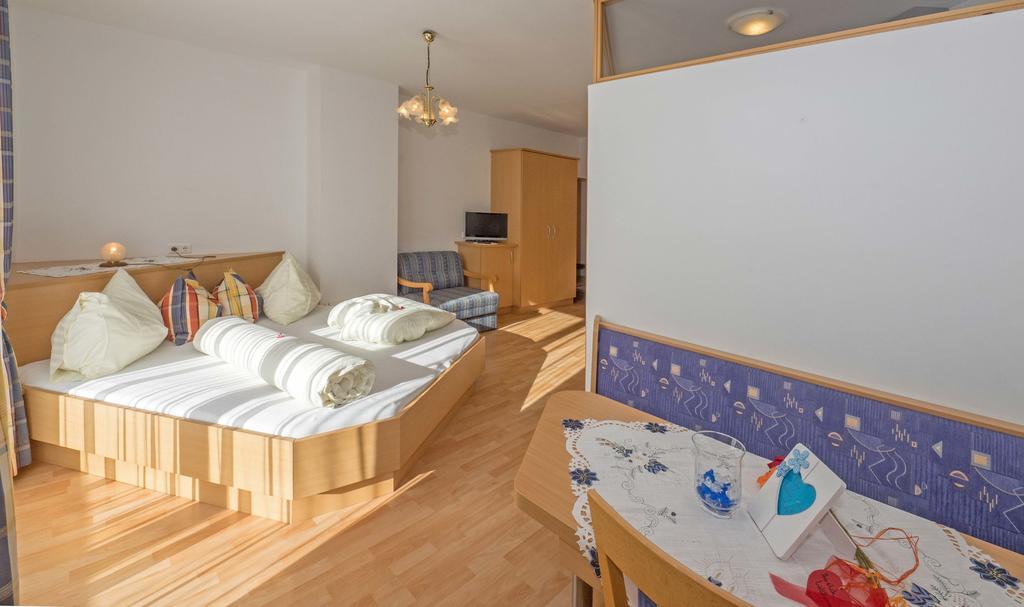 Haus Schluder - Familie Stanitzer Hotel ไวส์เซินซี ห้อง รูปภาพ