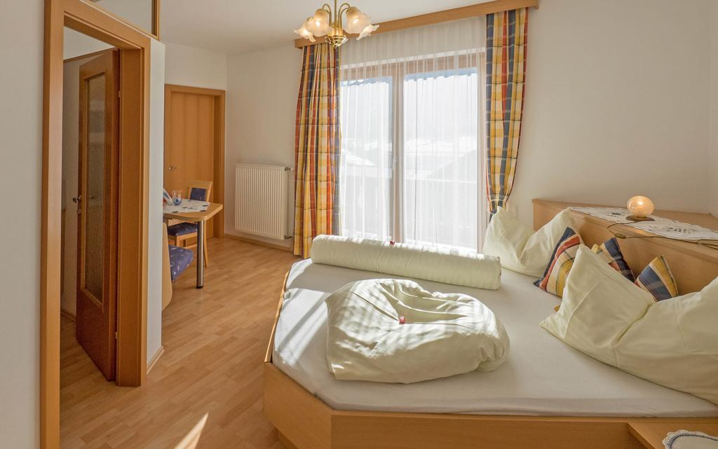Haus Schluder - Familie Stanitzer Hotel ไวส์เซินซี ห้อง รูปภาพ